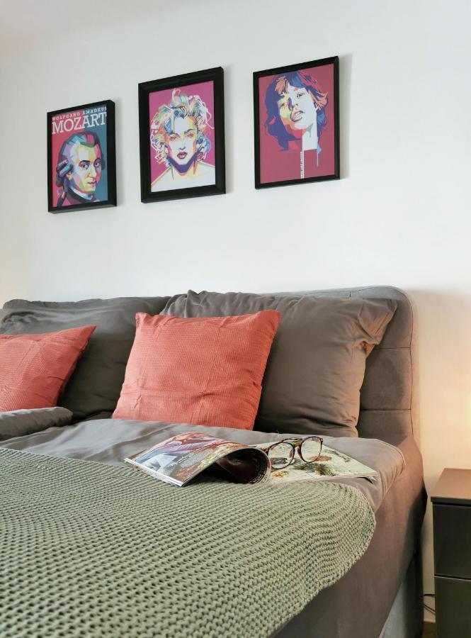 Neues City Center Piano Appartement Mit Netflix Klagenfurt am Woerthersee ภายนอก รูปภาพ