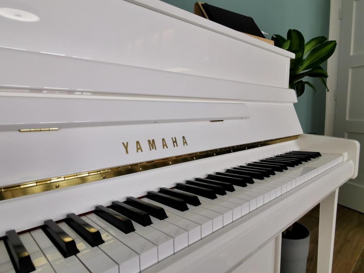 Neues City Center Piano Appartement Mit Netflix Klagenfurt am Woerthersee ภายนอก รูปภาพ