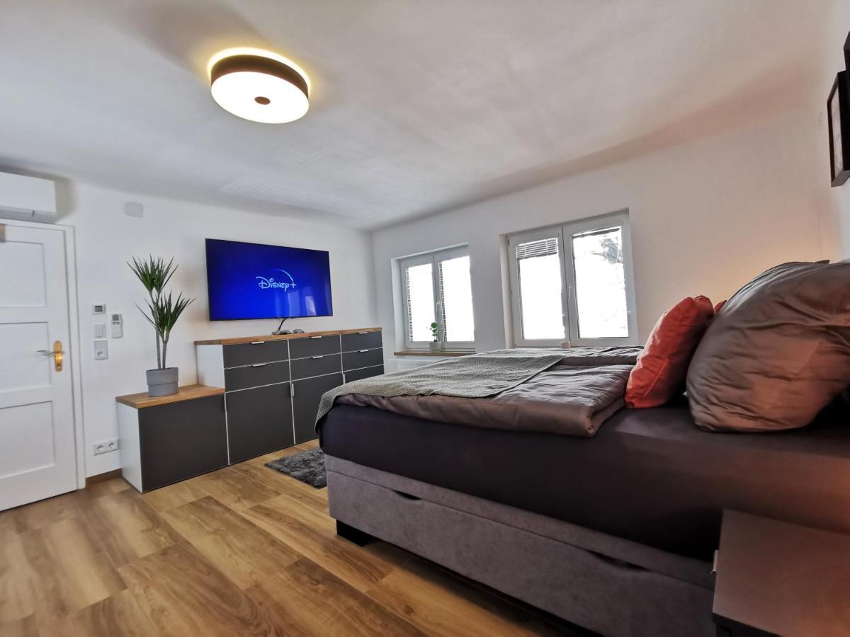 Neues City Center Piano Appartement Mit Netflix Klagenfurt am Woerthersee ภายนอก รูปภาพ